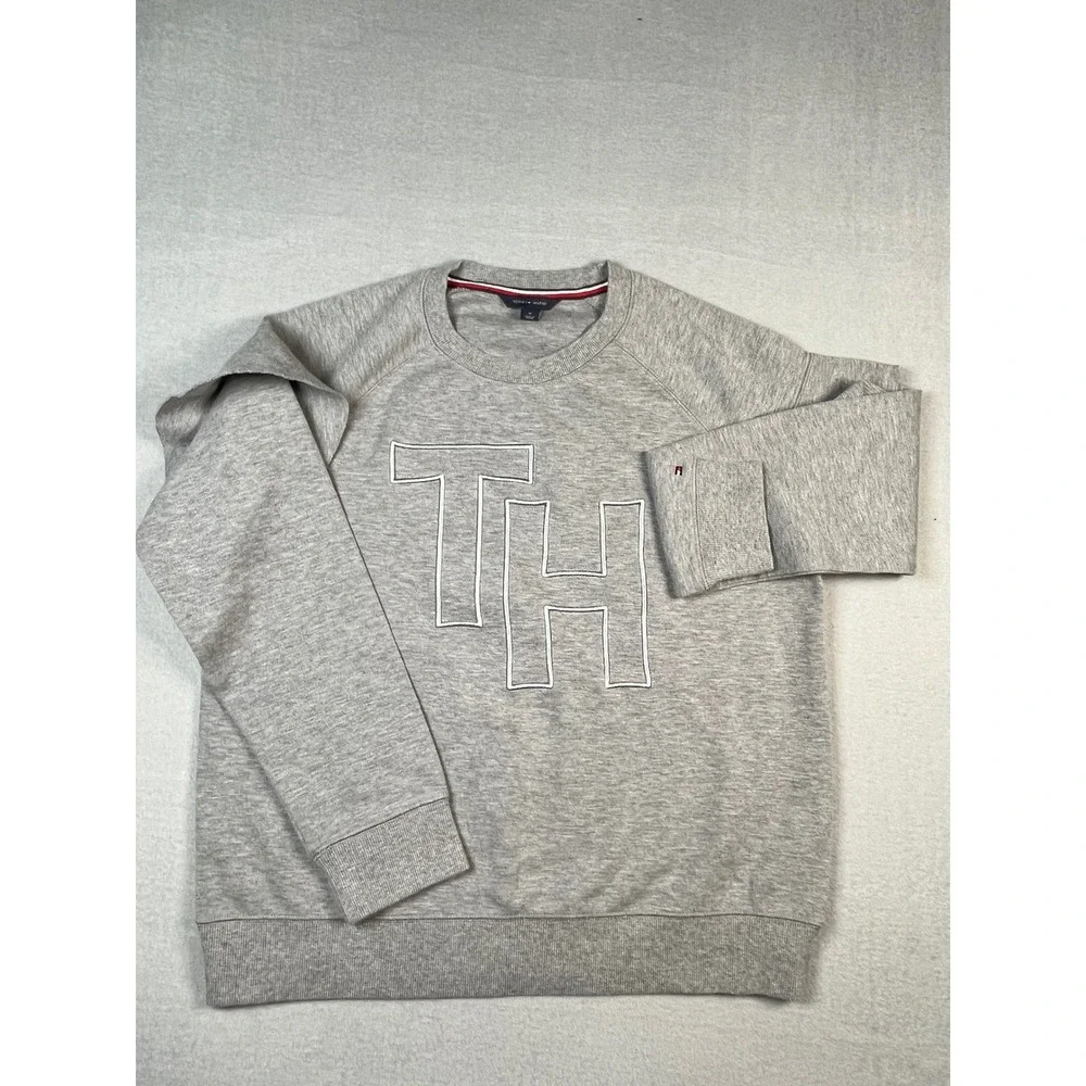Tommy Hilfiger Men medium Gray‎ TH Logo Raglan Sleeve  Crewneck Sweatshirt new